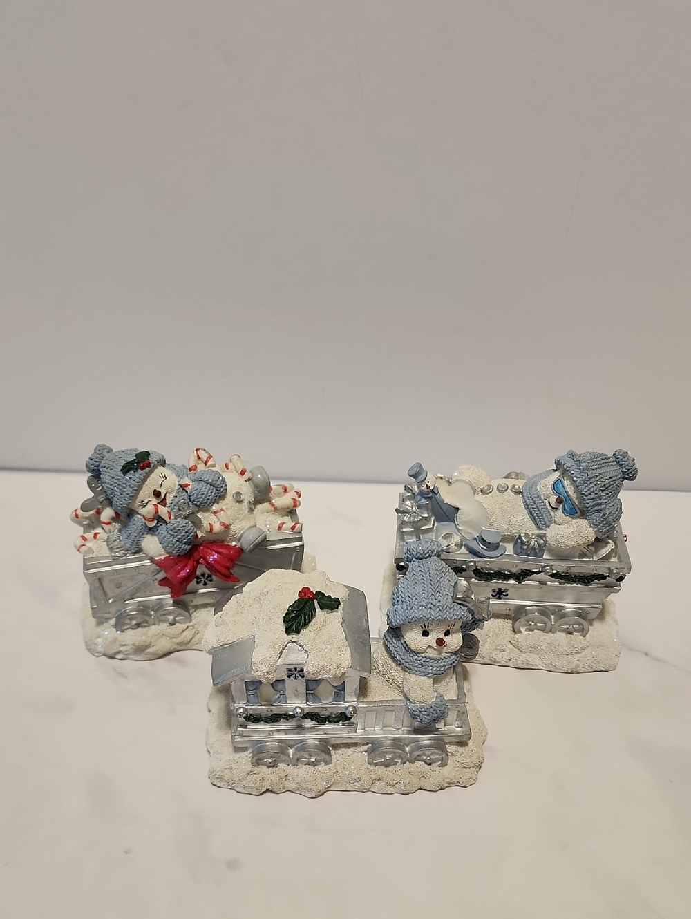 Snow Buddies Winter Snowman Trio Figurine Set  Holiday Home Accents